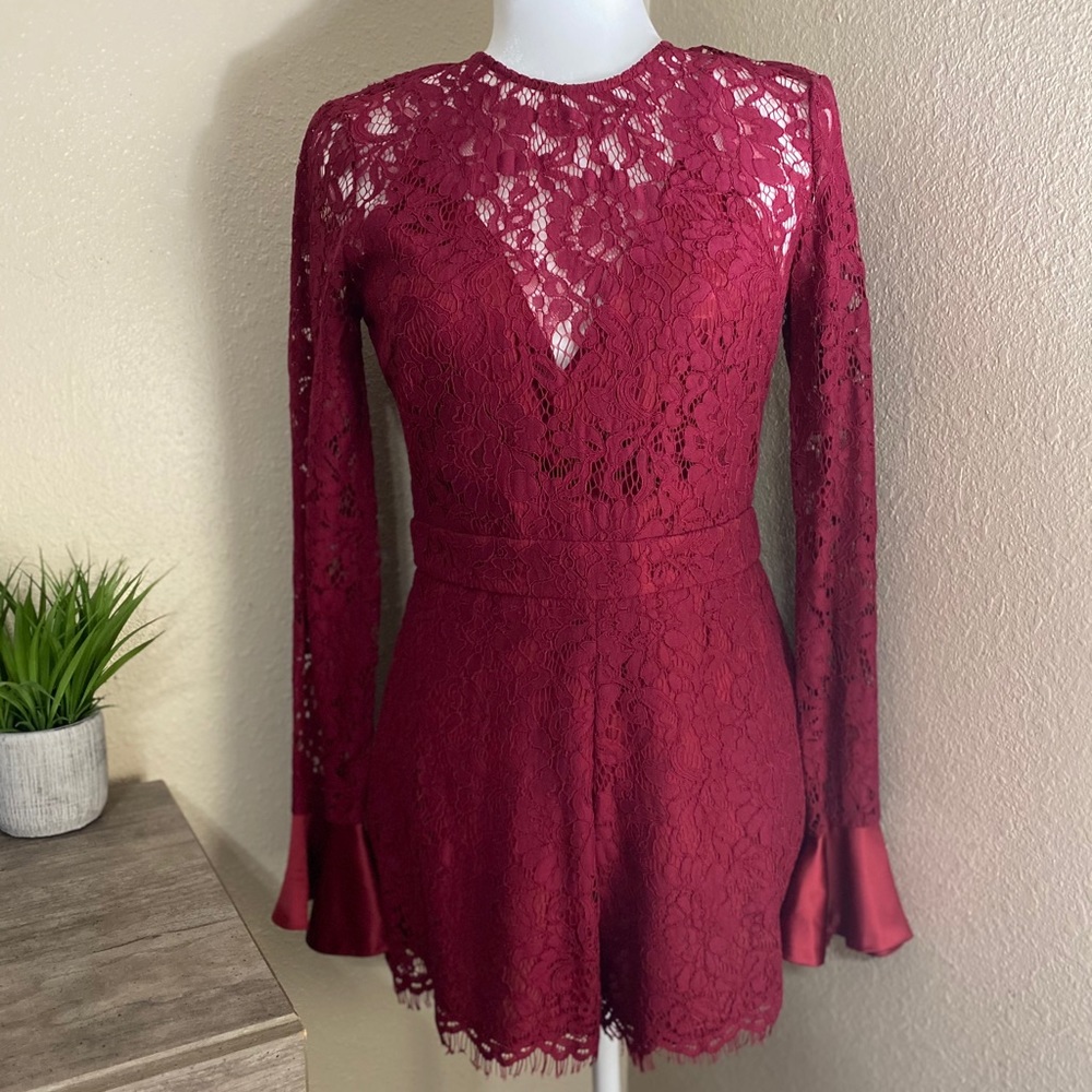 Romper wine color